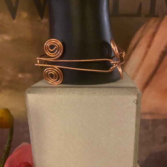 SQUARE SATIRE - Picture 13 of 13